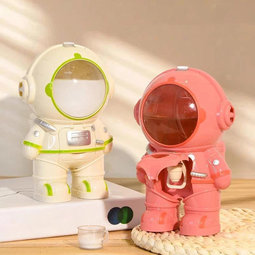 Astronaut water cup children - astronaut,